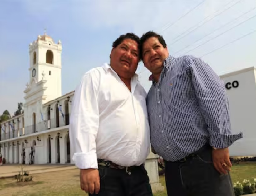 famailla mellizos orellana